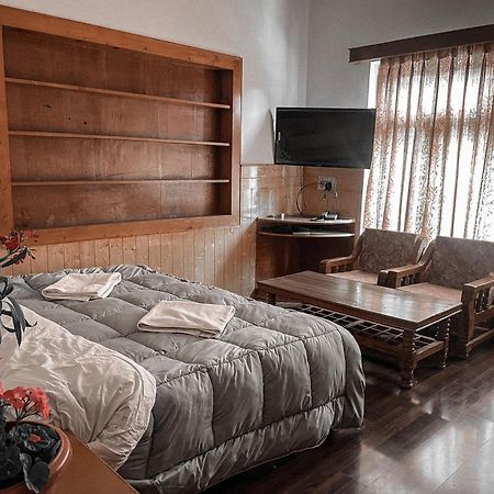 Hotel Shaynam Лех Екстериор снимка